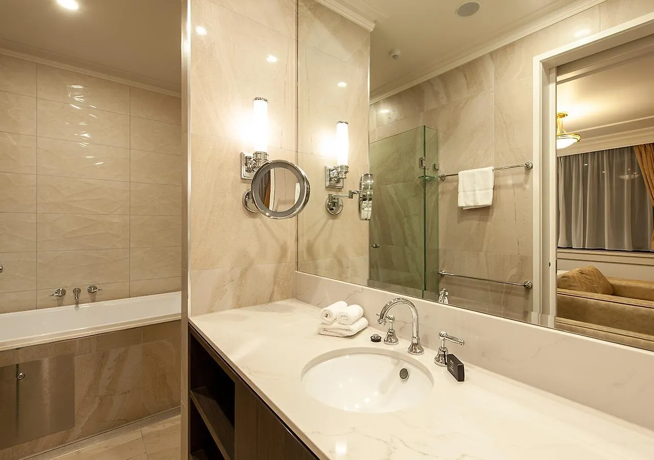 ****  Burke And Wills Hotel Toowoomba Australia